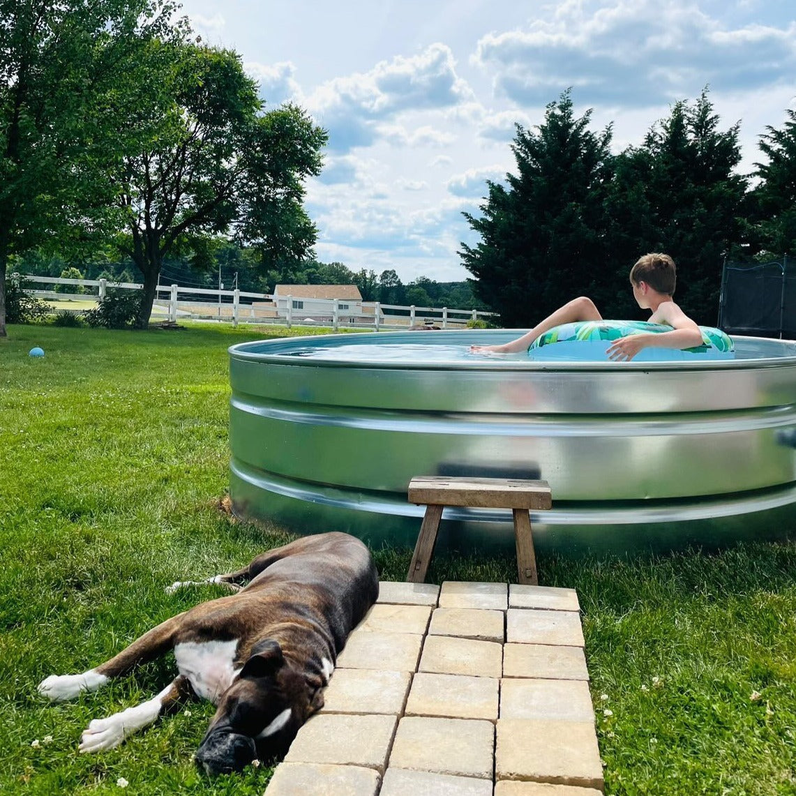 Round Stock Tank Pool